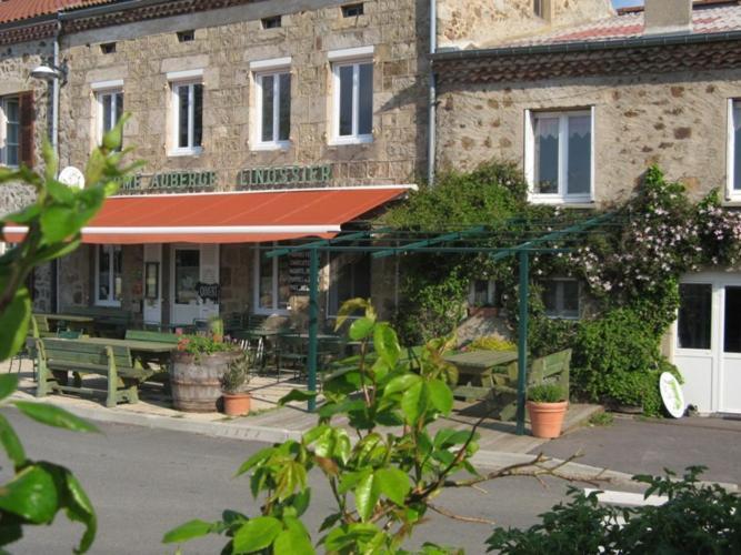 Ferme Auberge Linossier Burdignes ภายนอก รูปภาพ